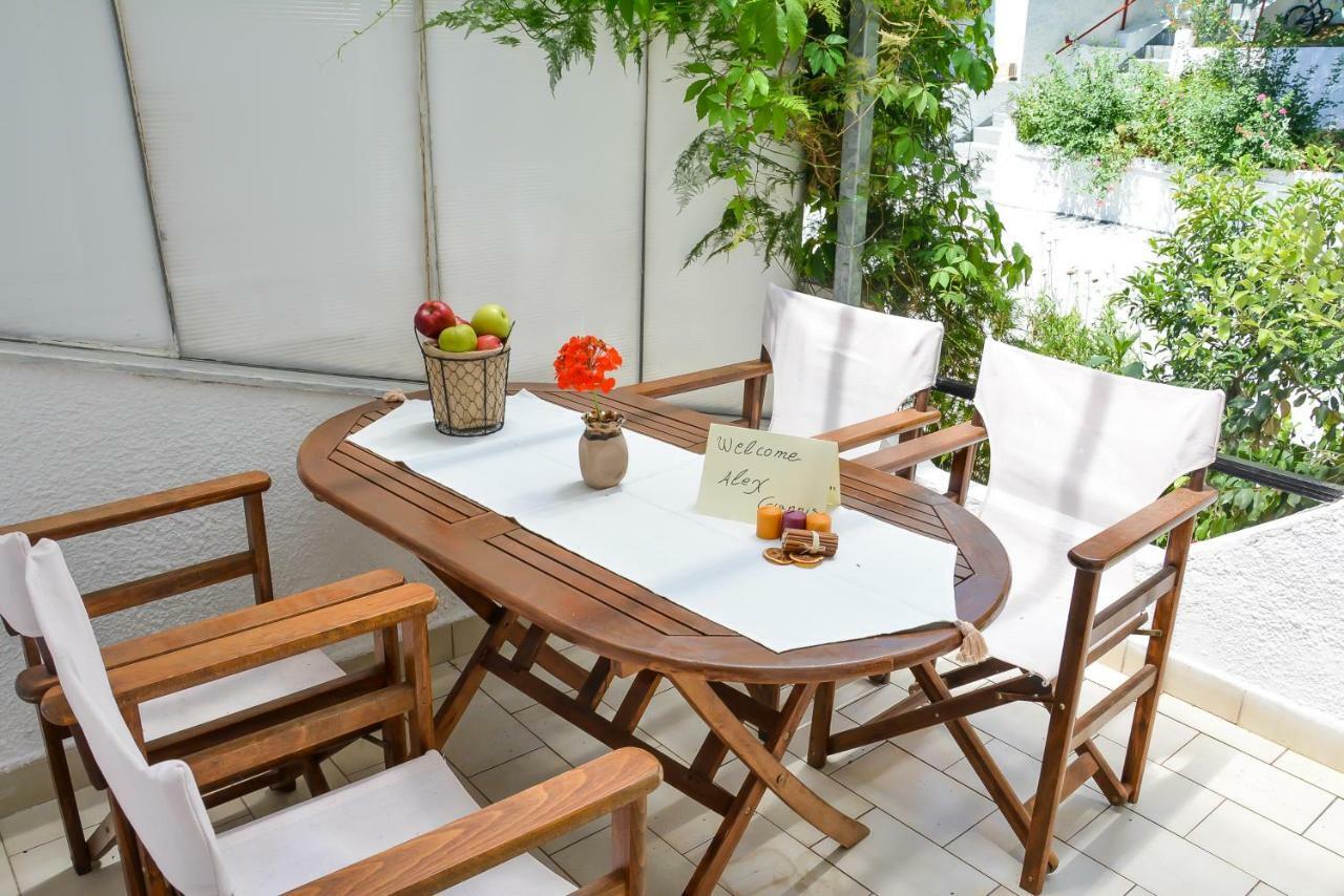 Alex-Giannis Apartments, Barbati Luaran gambar